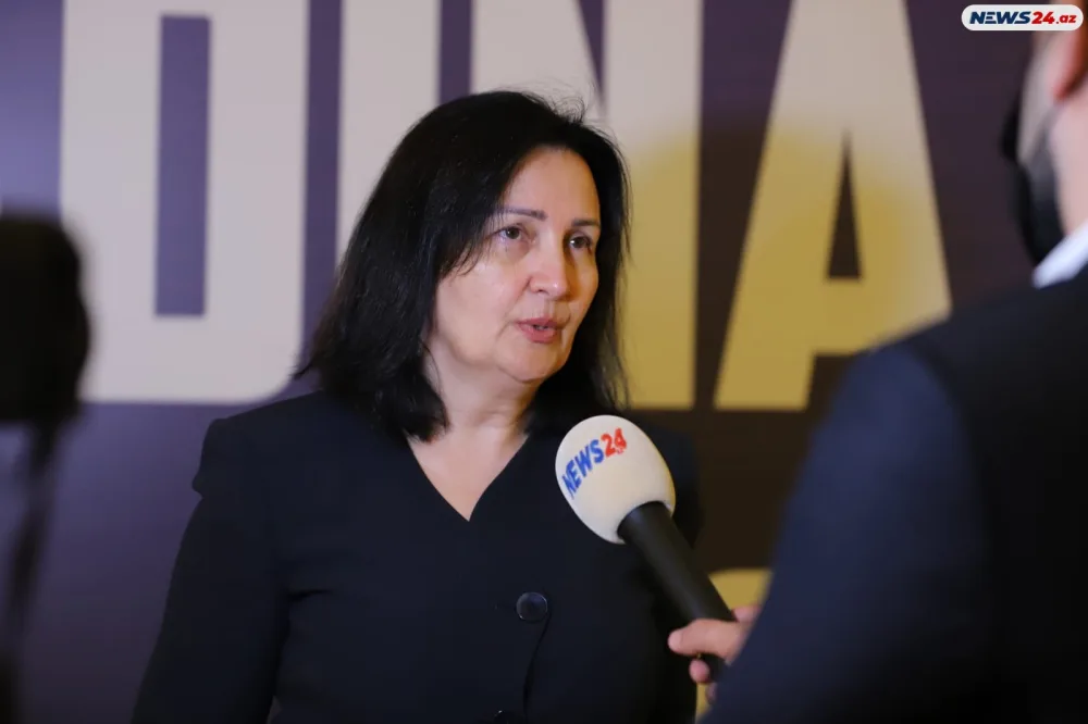 “Qadına şiddətə son" - Dəyirmi Masa - FOTOLAR