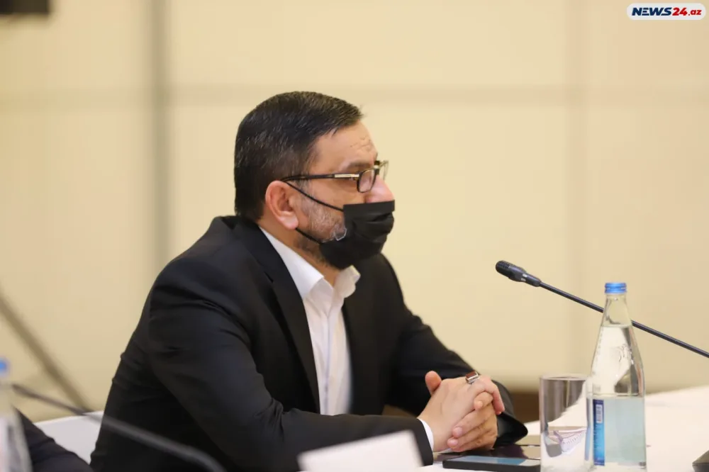 “Qadına şiddətə son" - Dəyirmi Masa - FOTOLAR