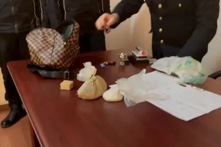 Narkotik satan və oğurluq edənlər - SAXLANILDI - VİDEO/FOTO