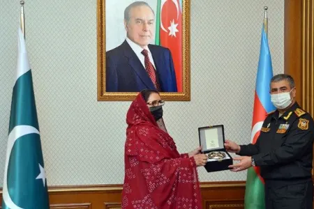 Zakir Həsənov Pakistanın müdafiə istehsalatı naziri ilə görüşdü - Foto