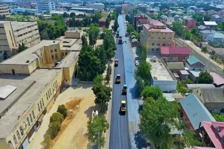 Bakıxanov qəsəbəsində küçə təmir edilir - VİDEO/FOTO