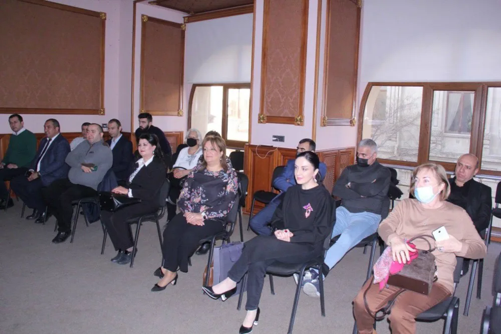 Gülnarə Xəlilova mükafatlandırıldı - FOTOLAR