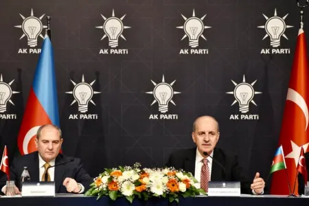YAP və AK Parti sədrlərinin müavinləri İstanbulda birgə mətbuat konfransı keçiriblər- - FOTO