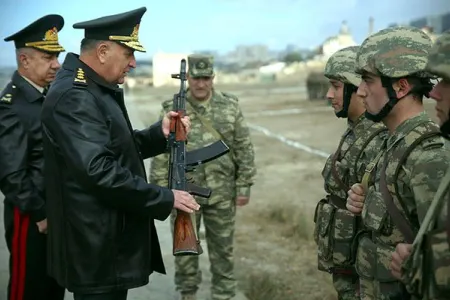 Kərim Vəliyev Ali Hərbi Məktəbin şəxsi heyəti ilə görüşdü - Video