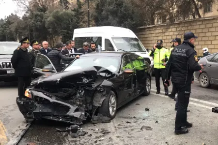 Bakıda ağır yol qəzası baş verib, - xəsarət alan var - VİDEO/FOTO - YENİLƏNİB