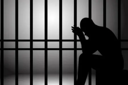 Bu şəxs əcnəbi vətəndaş və onun azyaşlı övladlarının başına oyun açdı