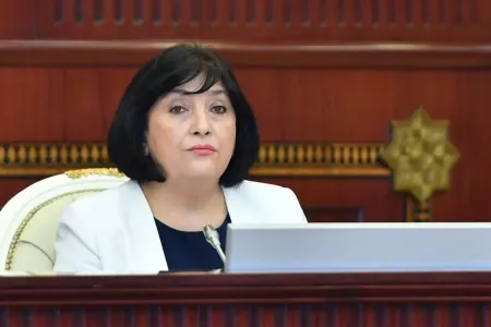 Spikerdən deputata irad: Necə yəni heç nə yoxdur?