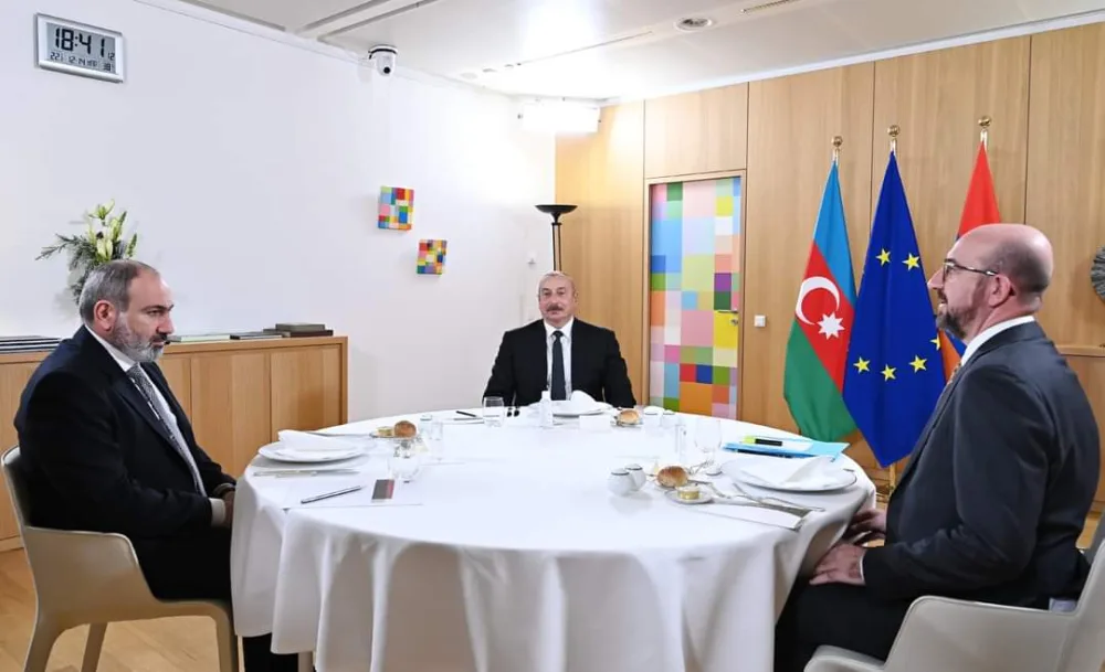 Belçikada Azərbaycan, Ermənistan və Aİ Şurası liderlərinin görüşü olub - FOTO