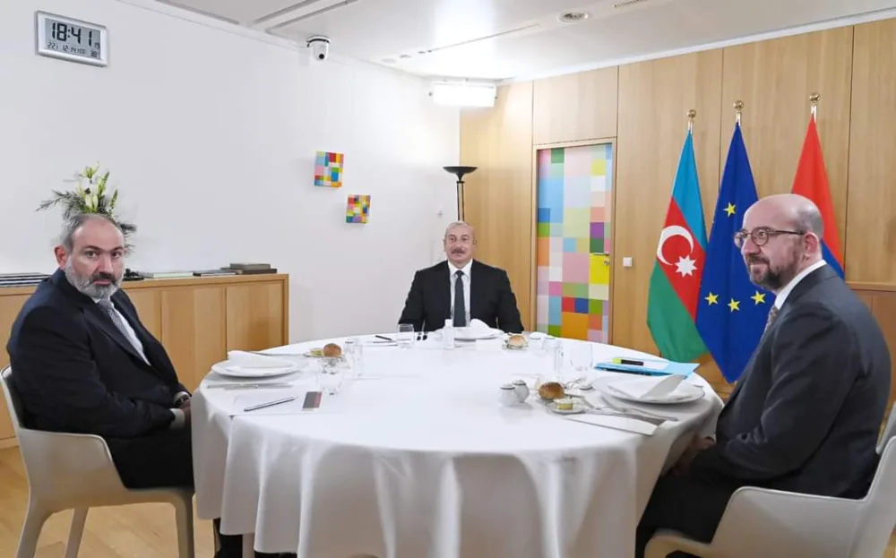 Belçikada Azərbaycan, Ermənistan və Aİ Şurası liderlərinin görüşü olub - FOTO