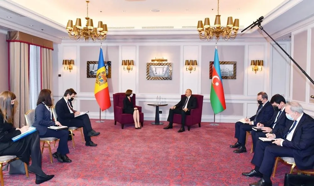 Brüsseldə Azərbaycan və Moldova prezidentləri görüşdü - Foto