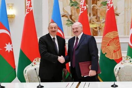 Lukaşenko Azərbaycan Prezidentinə təbrik etdi