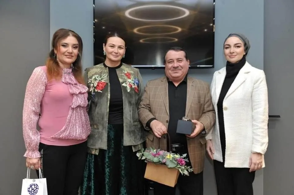 Qənirə Paşayeva kumuk ziyalıları ilə görüşdü - FOTO