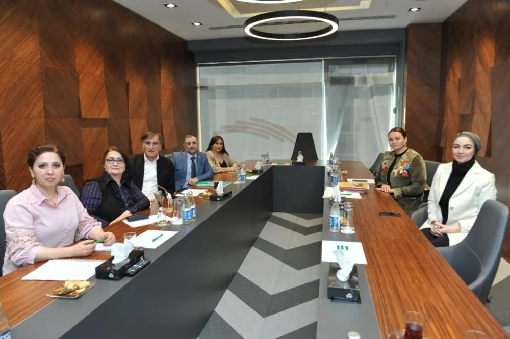 Qənirə Paşayeva kumuk ziyalıları ilə görüşdü - FOTO