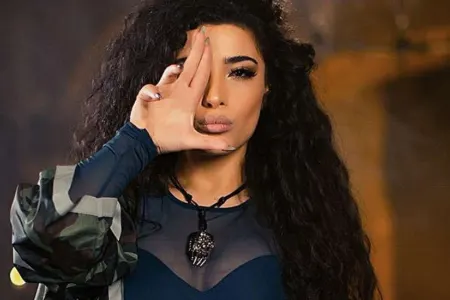 Səmra - “Xalq mahnılarını dinləmirəm” - FOTO