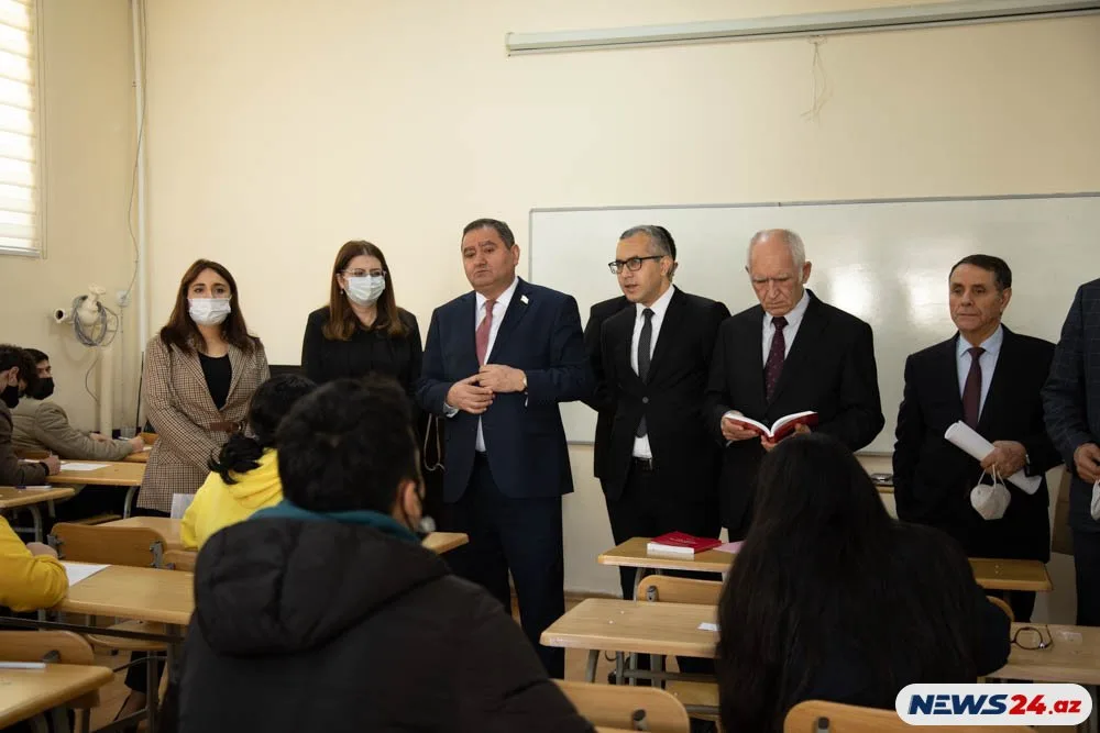 "Şifahi imtahanlar ƏZBƏRÇİLİKDİR" - Dillər Universitetində - İMTAHANIN 1 GÜNÜ - VİDEO