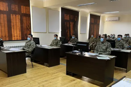 Azərbaycan Ordusunda tabor komandirləri ilə toplanışlar keçirilir