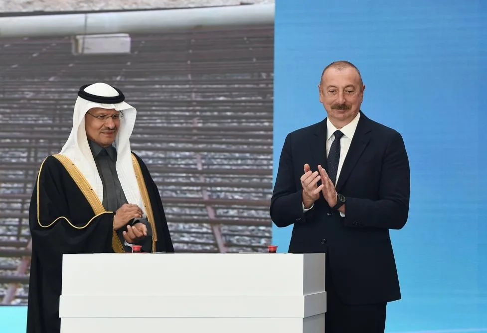 Prezident Külək Elektrik Stansiyasının təməlini qoydu - FOTO - YENİLƏNİB