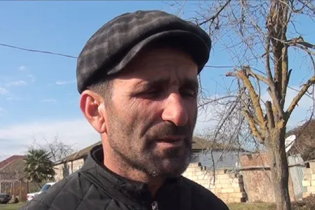 “Anamı vurub, balta başında qalmışdı” - Video
