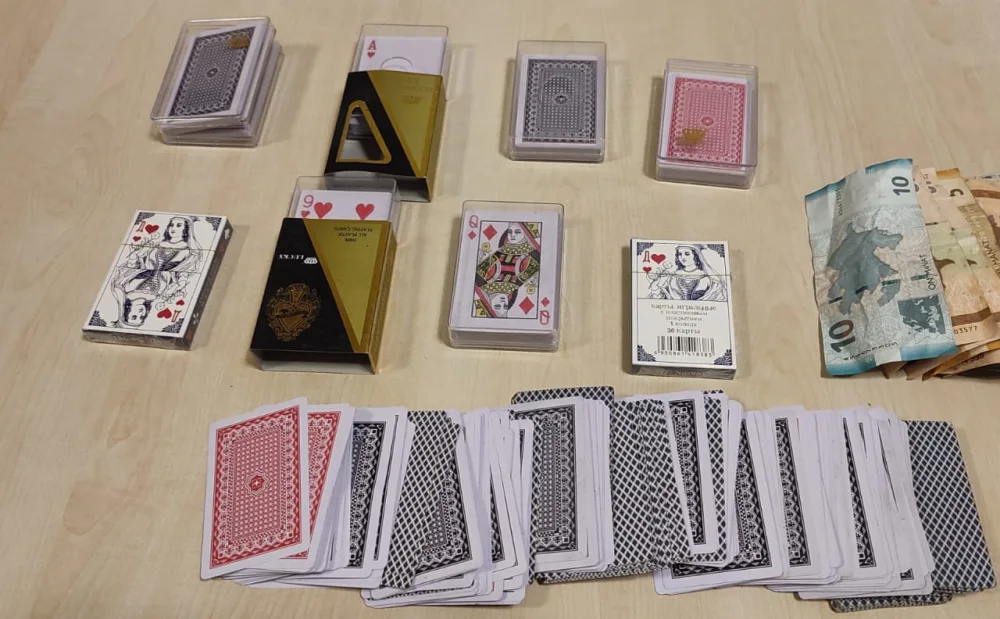 Yaşadığı evdə qumar oyunları təşkil edən şəxs saxlanıldı