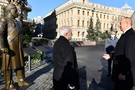 Prezident yeni məscidlərin tikintisindən danışdı