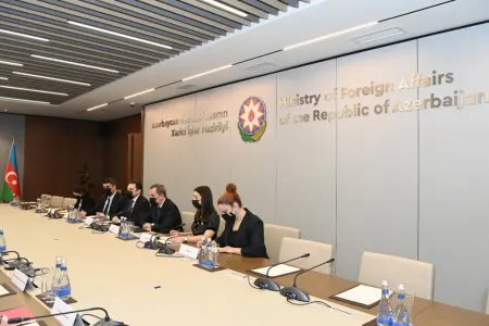 “Yaxın zamanlarda ilk məcburi köçkün ailələrinin öz evlərinə geri dönüşünün şahidi olacağıq”