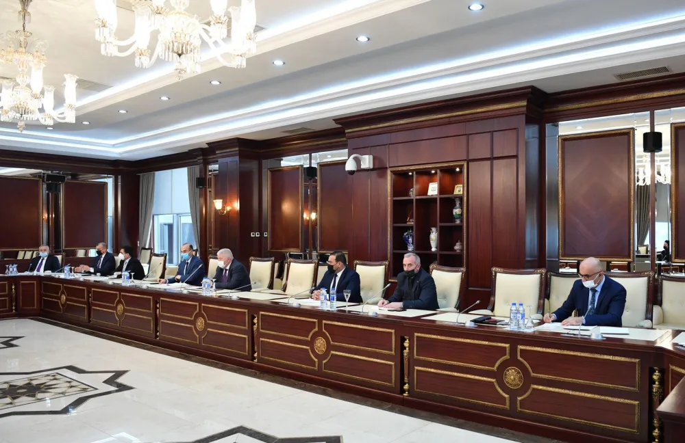 Deputatlar Hacıqabul gölünün mövcud vəziyyətinin gündəmdə saxlanılmasını təklif edib