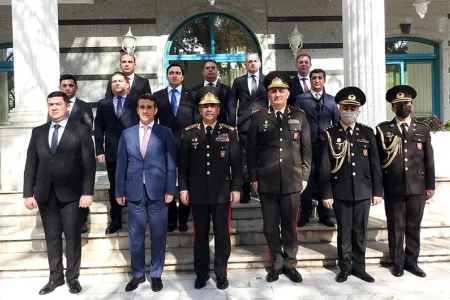 Müdafiə nazirinin İrana rəsmi səfəri davam edir - FOTO
