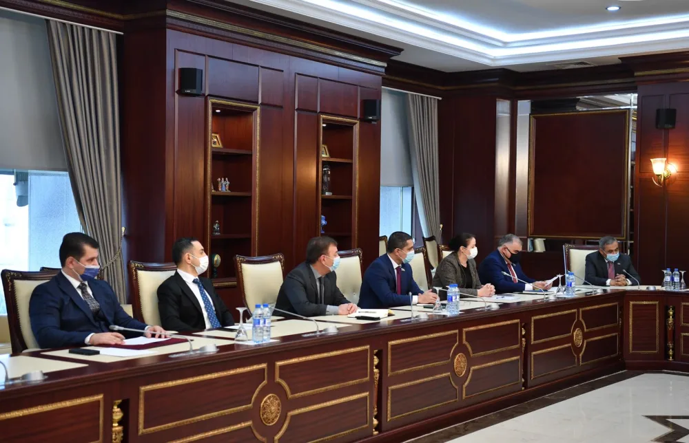 Vəfat edən şəxsin pensiya kapitalının taleyi parlamentdə müzakirə edilib