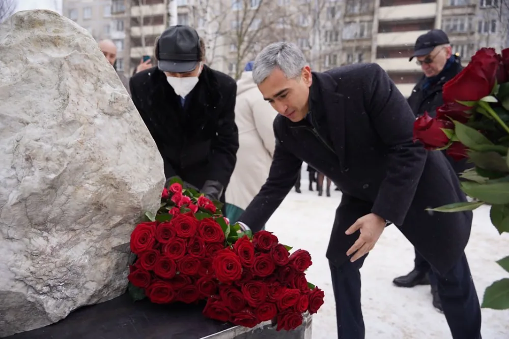 Sankt-Peterburqda Üzeyir Hacıbəylinin abidəsi qoyulacaq - FOTOLAR