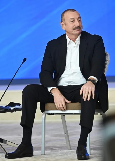 İlham Əliyev Gənclər Forumunda iştirak edib - Yeniləndi