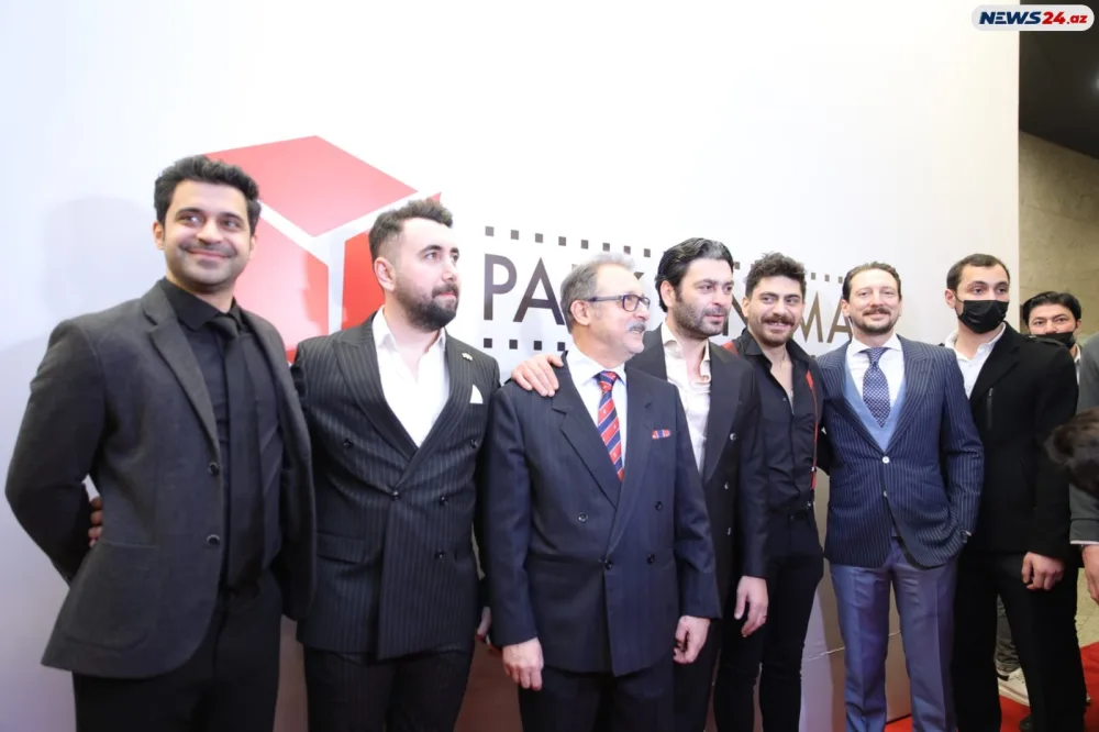 Türkiyənin məşhur aktyorları Bakıda - FOTOLAR