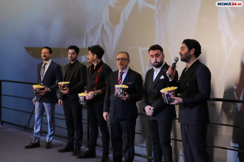 Türkiyənin məşhur aktyorları Bakıda - FOTOLAR