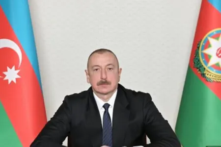 İlham Əliyev Avropa İttifaqının komissarını qəbul etdi
