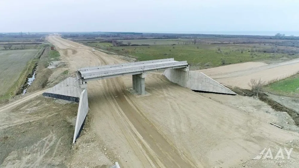 Bakı-Quba-Rusiya sərhədi avtomobil yolunun tikintisi davam etdirilir - VİDEO/FOTO