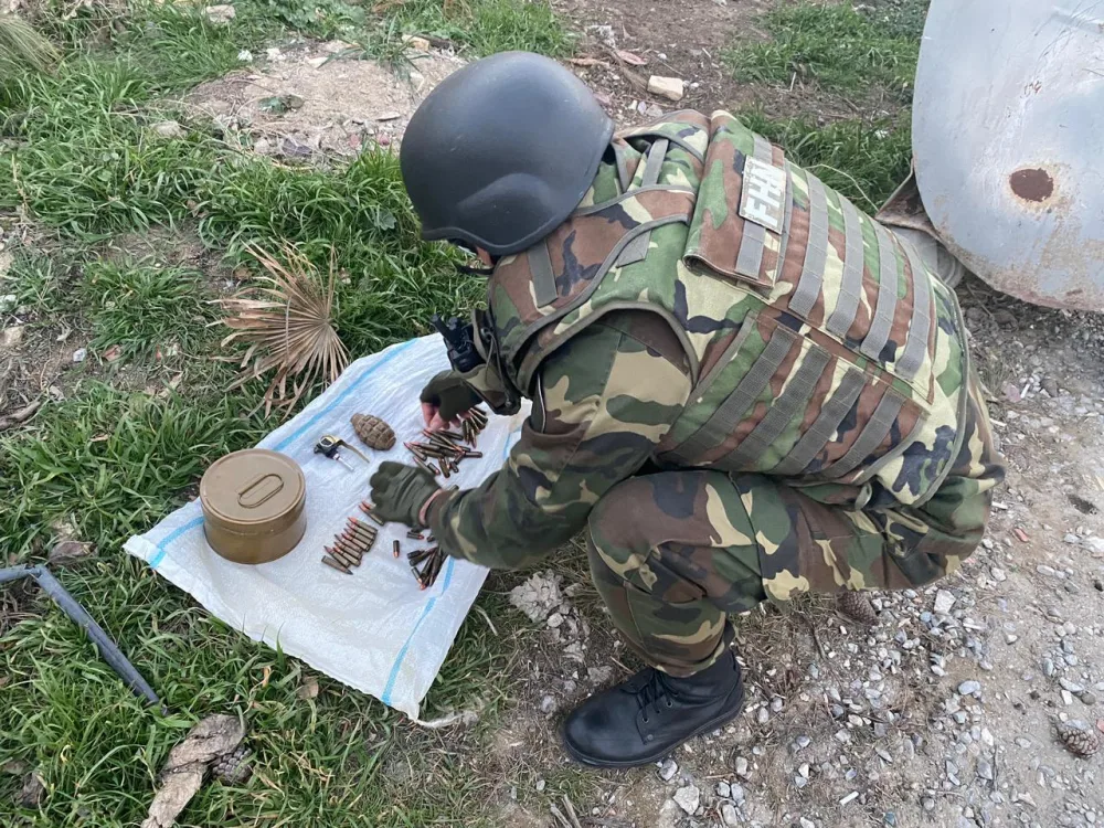 Bakıda hərbi sursatlar tapıldı - VİDEO/FOTO