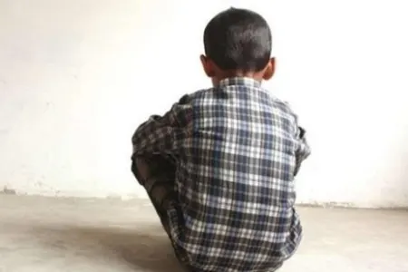 Azərbaycanda 13 yaşlı oğlanın başına oyun açdılar – - Evdəki bütün pul və qızılları oğurlayıb gətirdi