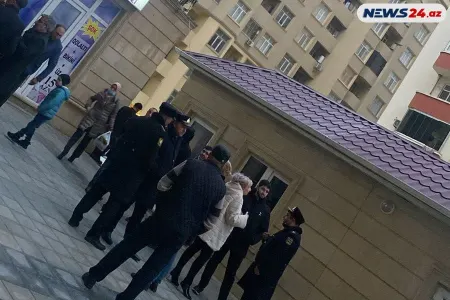 Bakıda bina sakinləri etiraz edir - Lift söndürülür, evlərə su verilmir -VİDEO