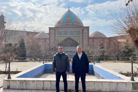 Azərbaycanlı deputatlar İrəvanda Göy Məsciddə - -FOTO