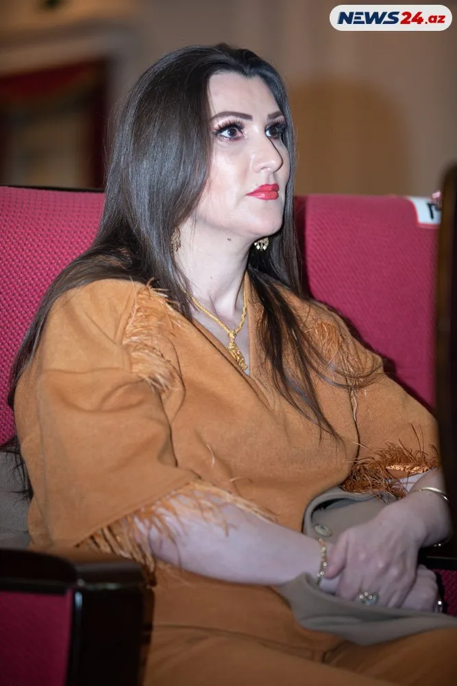 Fərrux Qayıbovun 130 illiyi ilə bağlı məhdud sayda saat istehsal olundu - FOTO/VİDEO