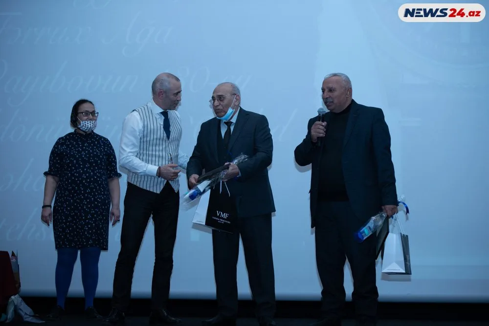 Fərrux Qayıbovun 130 illiyi ilə bağlı məhdud sayda saat istehsal olundu - FOTO/VİDEO