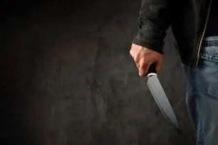 Bakıda qazilər arasında qanlı dava – - Bıçaqla kürəyinə vurdu