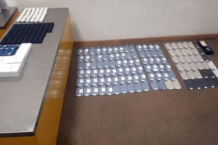 İstanbuldan Bakıya külli miqdarda “iPhone” gətirmək istədi - Video