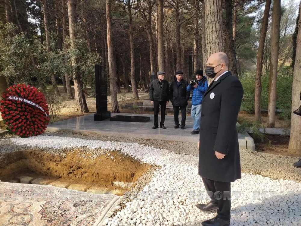 Xalq artisti Əlibaba Məmmədov dəfn olundu