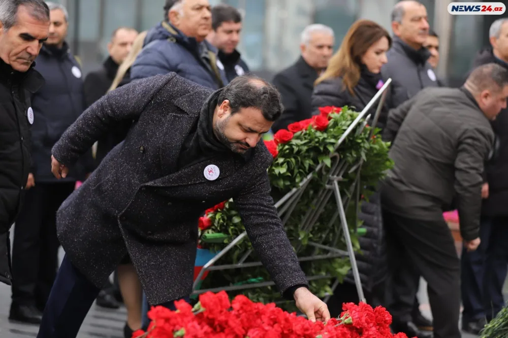 “Donmuş anamı belimdə daşıdım” – - XOCALI DƏHŞƏTİ - FOTO/VİDEO