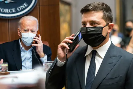 Zelenski ABŞ Prezidenti ilə telefonla danışdı
