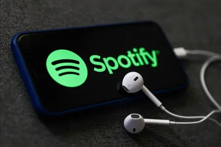Spotify Rusiyadakı ofisini bağladı