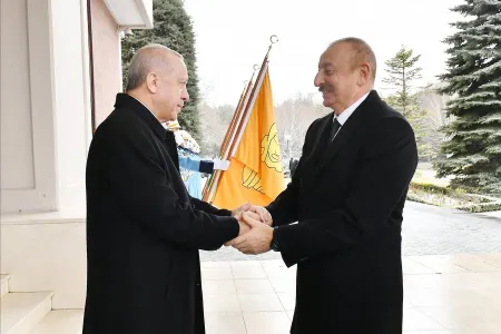 İlham Əliyev Ərdoğanı Azərbaycana səfərə dəvət edib