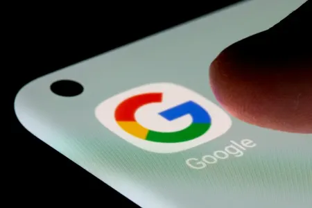 “Google” Ukraynada hava hücumu barədə xəbərdarlıq funksiyası əlavə etdi
