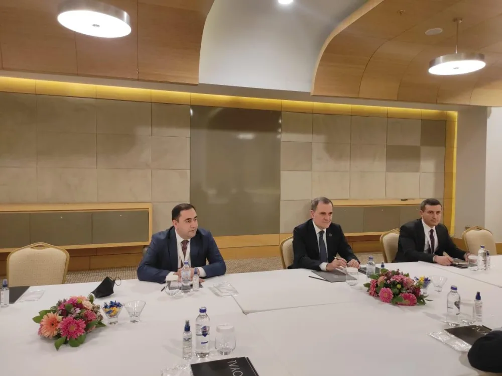 Ceyhun Bayramov BMT-nin ali nümayəndəsi ilə görüşdü - FOTO