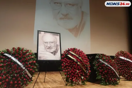 Xalq yazıçısı Rüstəm İbrahimbəyovla vida mərasimi başa çatdı- - FOTO -YENİLƏNDİ-6- VİDEO